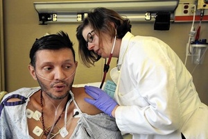 Dr.